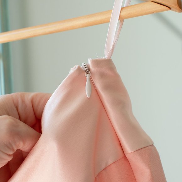 100% Silk Pleated Skirt - Picture 9 of 13